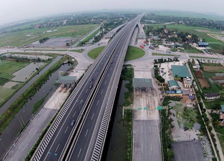 Từ ngày 20/02, ô tô chạy trên tuyến đường cao tốc Cầu Giẽ - Ninh Bình được phép điều chỉnh tốc độ tối đa lên 120km/h.
