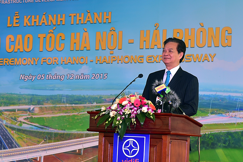 Thủ tướng Nguyễn Tấn Dũng phát biểu tại Lễ khánh thành đường ô tô cao tốc Hà Nội – Hải Phòng