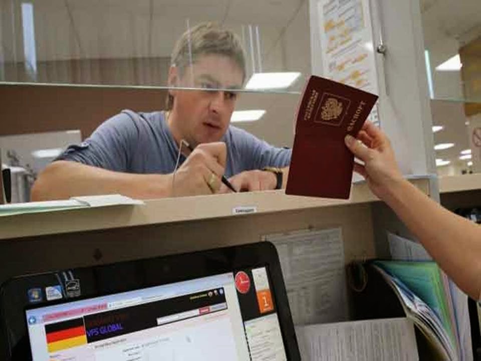Miễn thị thực cho công dân 7 nước