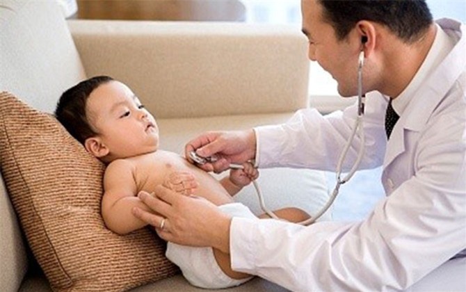 Trẻ sơ sinh là lứa tuổi dễ mắc các bệnh viêm đường hô hấp