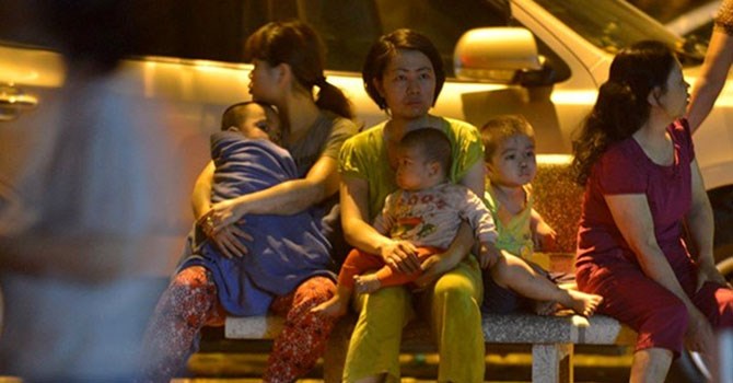 Vụ cháy lớn ở chung cư Linh Đàm khiến các hộ gia đình hoảng loạn