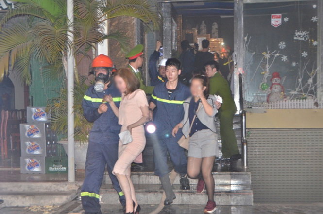 Cháy quán karaoke khiến 22 người ‘suýt’ chết