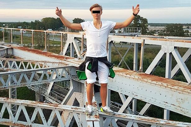 Nga đua mốt chụp ảnh mạo hiểm, nam thanh niên 17 tuổi chết thảm