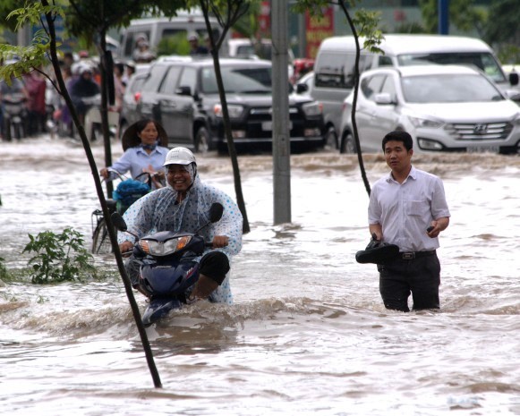 Phấn đấu đến năm 2025, 100% các đô thị không còn tình trạng ngập úng thường xuyên trong mùa mưa.