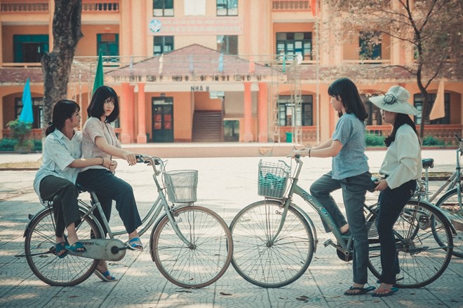 Nữ sinh Bắc Giang trên những xe đạp xưa