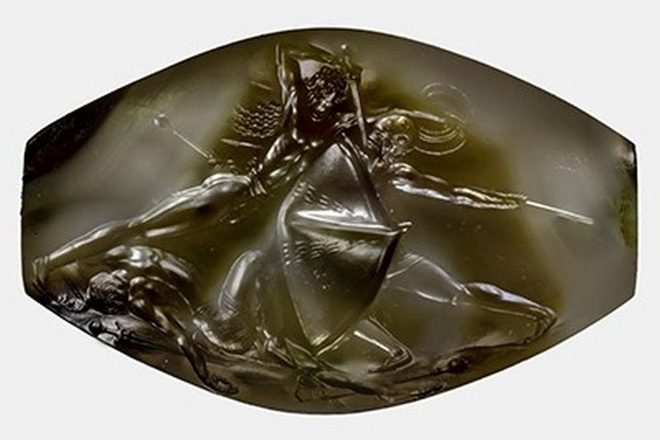Kỹ xảo trạm khắc tinh vi trên viên ngọc 3500 năm tuổi ở Hy Lạp. Ảnh: Trí thức trẻ/Đại học Cincinnati (Mỹ)