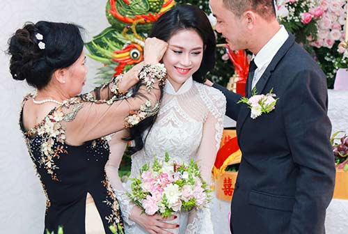'Hoa hậu nói tiếng Anh dở' - Thu Vũ bất ngờ hủy hôn với bạn trai đại gia
