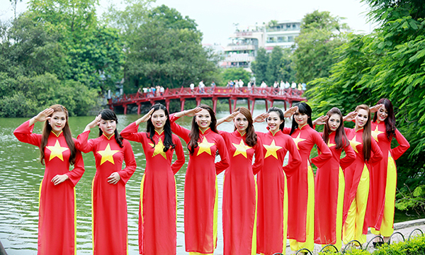 5 địa điểm chụp ảnh kỉ yếu cực ‘hot’ ở Hà Nội