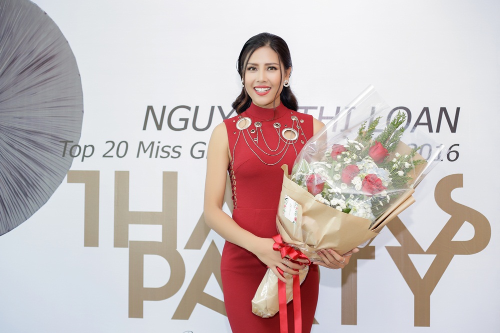 Team Lan Khuê The Face 'đọ dáng' cùng Á hậu Nguyễn Thị Loan