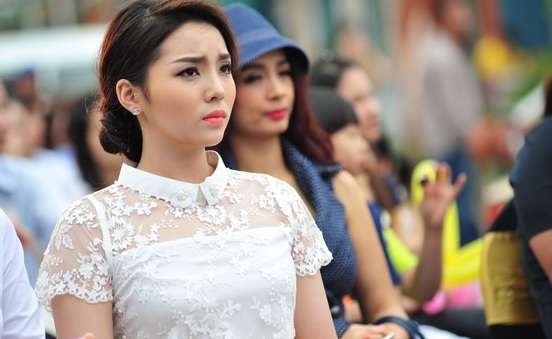Chẳng cần photoshop, nhiều mỹ nhân Việt vẫn đẹp 'vạn người mê'