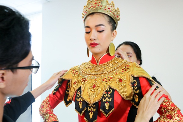 Hé lộ quốc phục của Lệ Hằng tại Miss Universe 2016