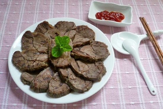 7 món ăn truyền thống không thể thiếu trong ngày Tết của người miền Trung