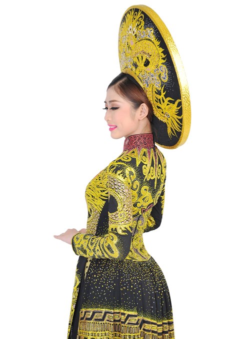 Thùy Dương mang 'Trống đồng Thăng Long' đi thi Hoa hậu Bản sắc toàn cầu