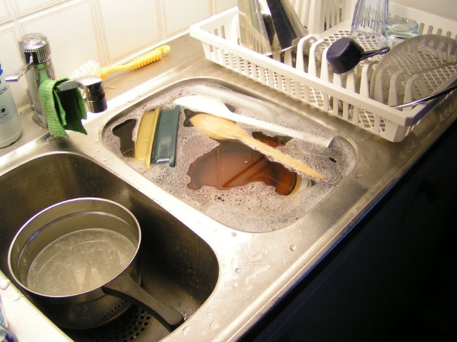 9 vật dụng trong gia đình bạn nên làm sạch hàng ngày
