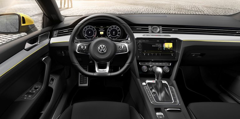 Chi tiết về xe mới của Volkswagen Arteon liftback 2018