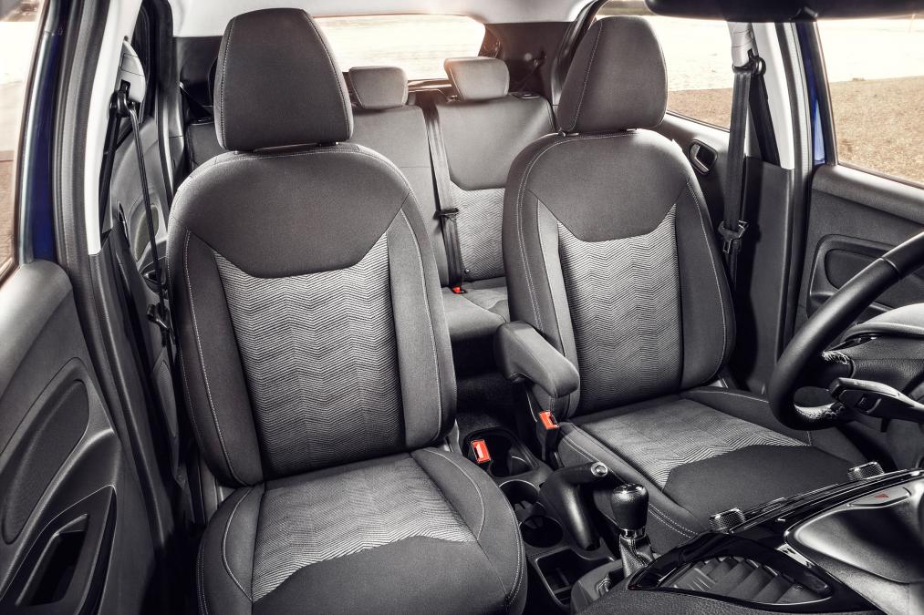 Với phiên bản Ford Ka hatchback, chiếc xe có thể tích khoang hành lý đạt 275 lít, báo Vietnamnet cho hay. Ảnh: Trí thức trẻ