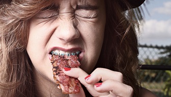 Nguy cơ cao ung thư đường ruột vì sử dụng thịt hun khói thường xuyên