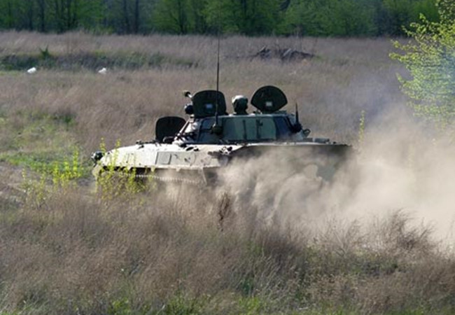 Xe Bộ binh chiến đấu BMP của Ukraine tấn công