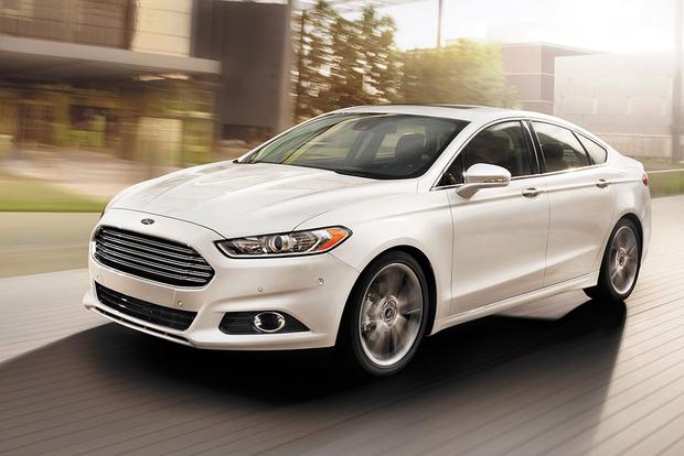 Ford Fusion 2014 là mẫu ô tô giá rẻ sở hữu thiết kế sành điệu