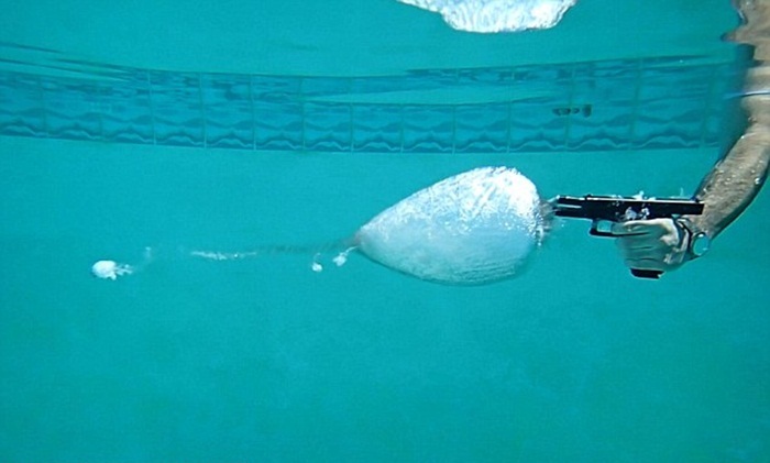 Tin khoa học công nghệ mới nhất đầu tiên ngày 29/11 là Nghiên cứu những yếu tố ảnh hưởng đến chuyển động của đạn bắn dưới nước