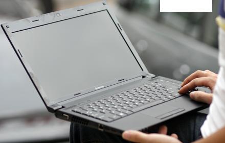 Laptop giá rẻ dưới 9 triệu đồng Lenovo Ideapad B460 được trang bị màn hình nền LED