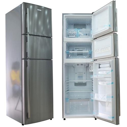Tủ lạnh Electrolux ETB2603SC 2 cửa được thiết kế thêm ngăn chứa riêng để chứa các thực phẩm đặc biệt