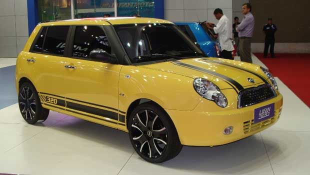 Lifan 320 được nhập khẩu nguyên chiếc từ Lifan Trùng Khánh (Trung Quốc)