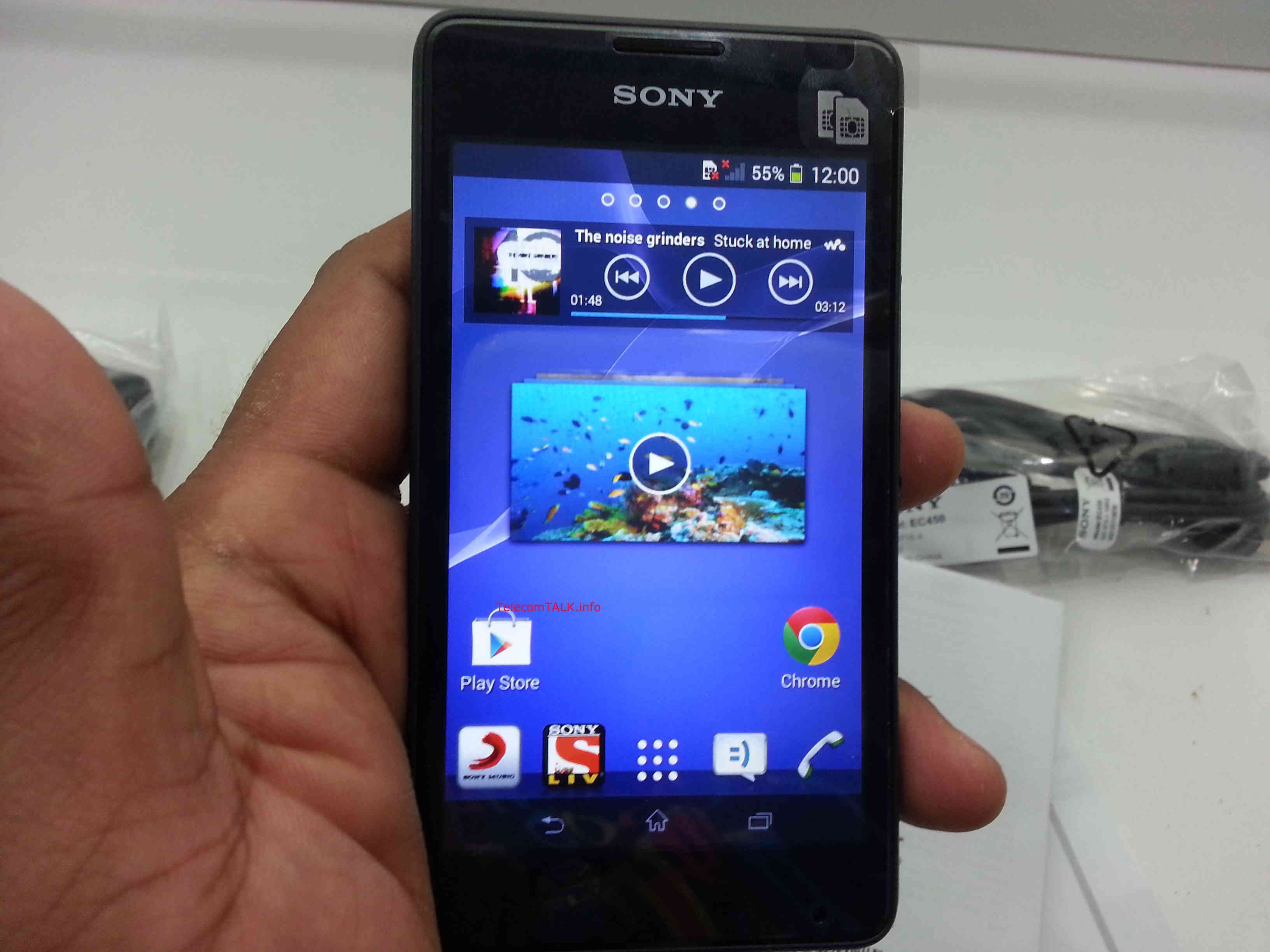 Sony Xperia E1 sở hữu công nghệ âm thanh tiên tiến, thiết kế đẹp mắt