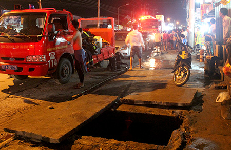 Cống nước nơi bé Tỷ bị cuốn xuống mất tích. 