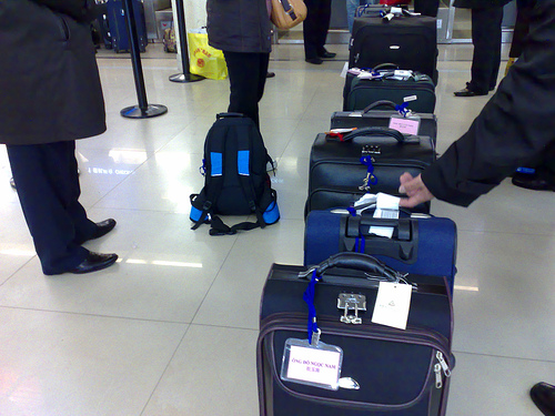 Hành khách không nên chủ quan khi kiếm tra hành lý và nên lên máy bay sớm để tránh mất hành lý