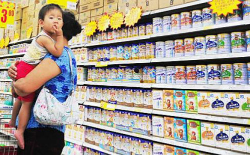 Người tiêu dùng đã thực sự hưởng lợi khi thị trường sữa có quá nhiều bất cập 