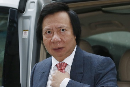 Tỷ phú Hồng Kông hối lộ 1 triệu USD bị bỏ tù và phạt nặng