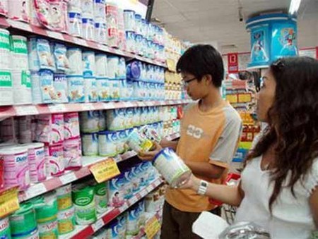 Bộ Tài chính bổ sung nhiều loại sữa vào diện bình ổn giá 