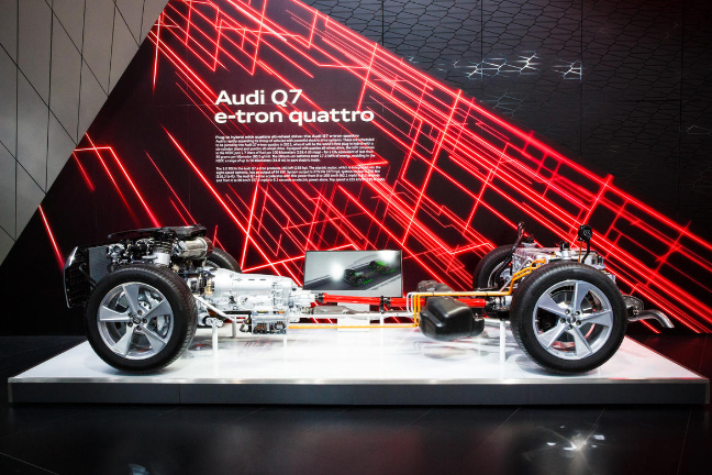 Audi Q7 e-tron tạo ra dấu ấn quan trọng trong công cuộc cải tiến của hãng xe này