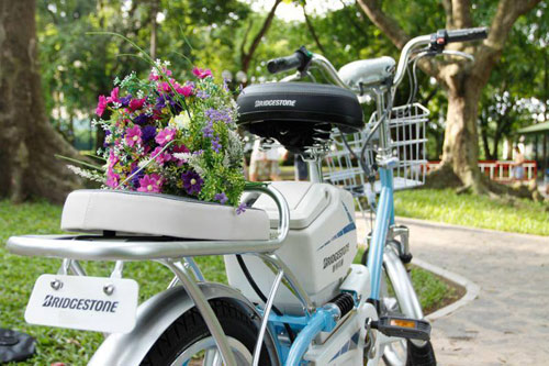 Dừng xe phải tắt nguồn để bảo quản xe đạp điện bền hơn 