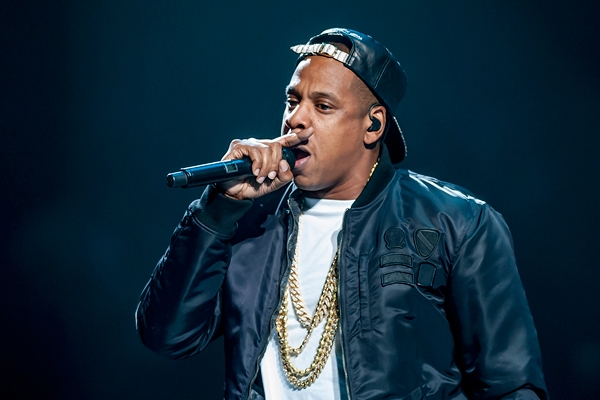 Ngoài vai trò rapper, ca sĩ Jay-Z còn nổi tiếng là một ông trùm kinh doanh tài năng