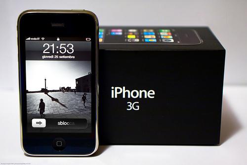 iPhone 3G có nhiều nâng cấp đáng kể so với phiên bản 2G