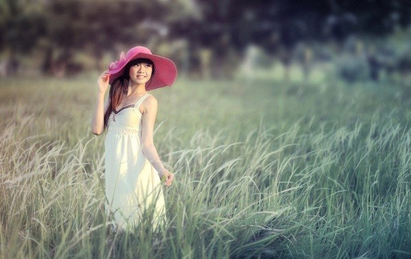 Nhiều bạn trẻ lại thích chọn những cánh đồng lau là địa điểm chụp ảnh yêu thích tại Sài Gòn Nhiều bạn trẻ lại thích chọn những cánh đồng lau là địa điểm chụp ảnh yêu thích tại Sài Gòn