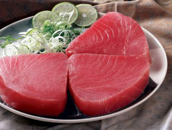 Cá ngừ cũng là một trong số những thực phẩm hàng ngày chứa độc chât nguy hại