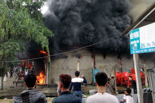 Tin tức mới cập nhật hôm nay đề cập đến vụ cháy tại cửa hàng kinh doanh ở Hà Tĩnh ngày đầu năm