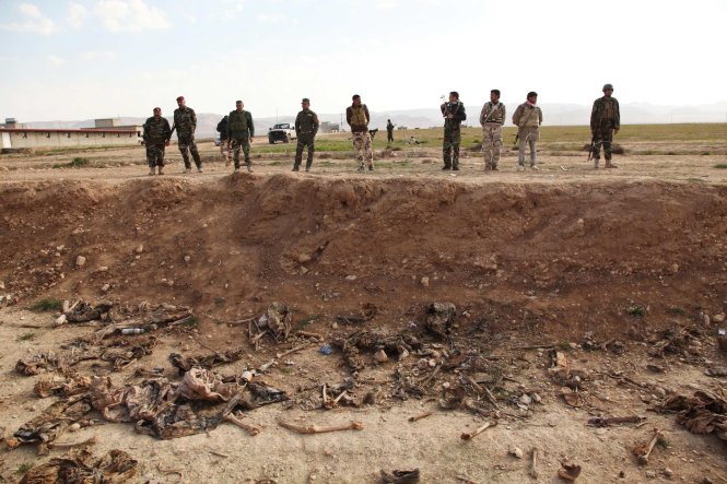 Một ngôi mộ tập thể chứa nạn nhân của IS ở Iraq 