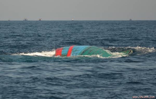 Tàu cá Philippines bị tàu Trung Quốc đâm hỏng