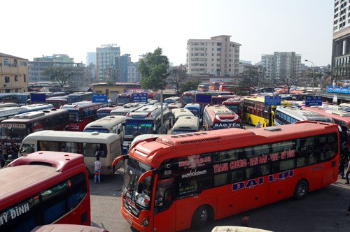 Các bến xe ở Hà Nội sẽ tăng cường 3.400 xe khách phục vụ dịp Tết dương lịch và Nguyên đán 2015