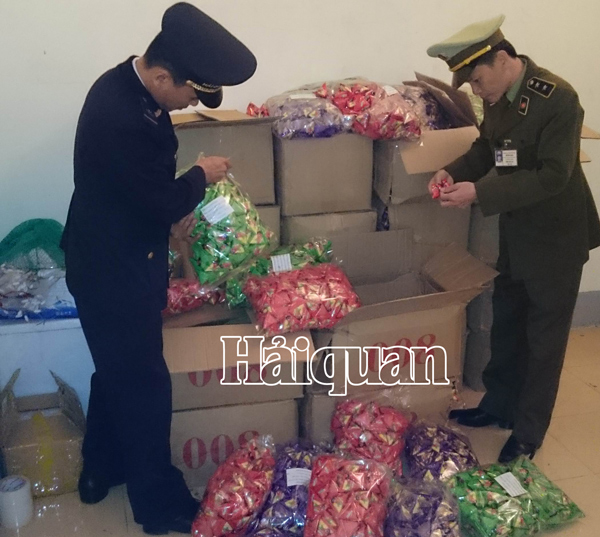 300kg dược liệu nhập lậu và 20 thùng kẹo sugas đã bị tịch thu