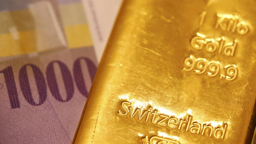 Giá vàng thế giới đang có dấu hiệu phục hồi trong khi đồng đô la vẫn tăng