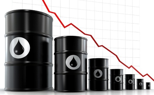 Giá dầu thô tiếp tục lao dốc gây ảnh hưởng lên giá vàng thế giới