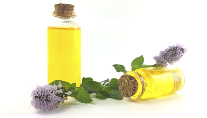 Tinh dầu hoa oải hương có nguy cơ gây kích ứng da