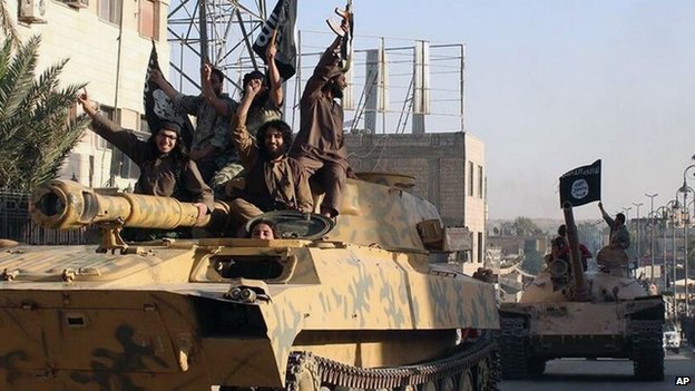 Khủng bố IS nổi tiếng về sự tàn ác trong các vùng lãnh thổ mà chúng kiểm soát