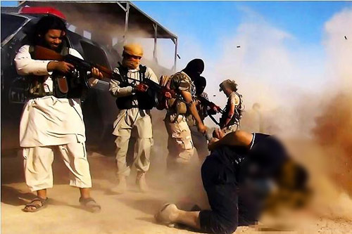 Khủng bố IS khét tiếng với những vụ hành quyết dã man