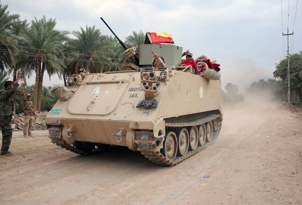 Binh sĩ Iraq tuần tra tại thị trấn Jurf al-Sakhar ngày 27/10
